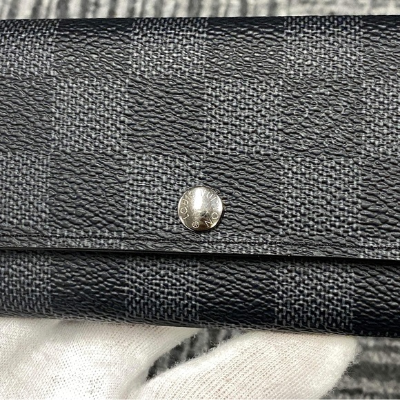 🎀Louis Vuitton Damier Graphite Multicles 6 Key Case - Picture 8 of 15